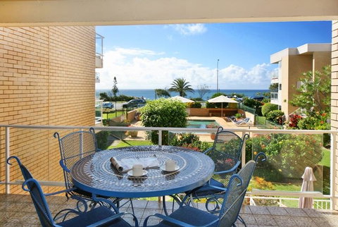 The Headlands Apartments - Accommodation Cooktown 3
