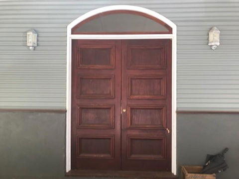 The Lakehouse Manor - Accommodation Cooktown 1