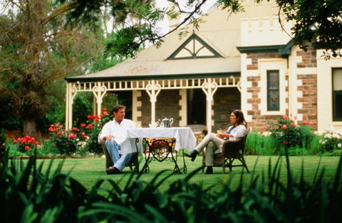 The Lodge Country House - Accommodation Cooktown 0