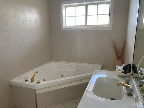 The Major Mitchell Motel - Accommodation Cooktown 2