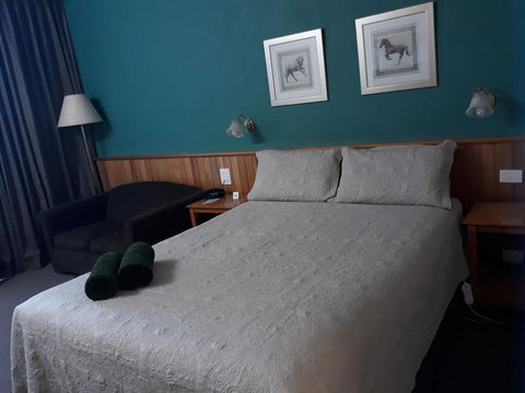 The Moe Motor Inn - Accommodation Cooktown 1