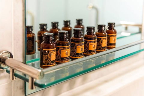 The Nest - Spacious Studio On Newcastle St With Roof Terrace - Accommodation Cooktown 3