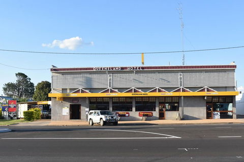 The Queensland Hotel - Accommodation Cooktown 0