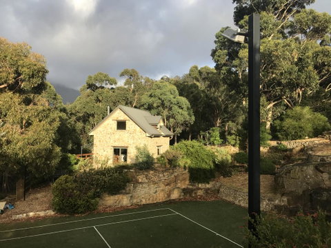 The Stone Cottage (with Tennis Court) - Accommodation Cooktown 2