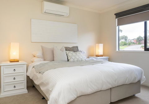 The Turnberry - Accommodation Cooktown 2