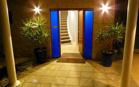 The Wave Oasis SC B&B - Accommodation Cooktown 0