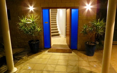 The Wave Oasis SC B&B - Accommodation Cooktown 0