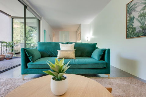 Tranquil Contemporary Hideaway In Hippest Area - Accommodation Cooktown 3