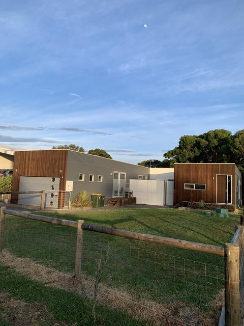 Tranquil Getaway Wifi Netflix Pet Friendly - Accommodation Cooktown 0