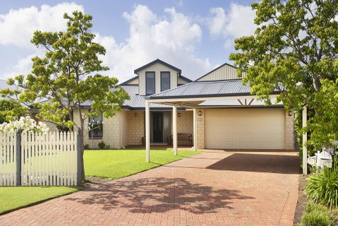 TRANQUILITY AT TROON - Accommodation Cooktown 0