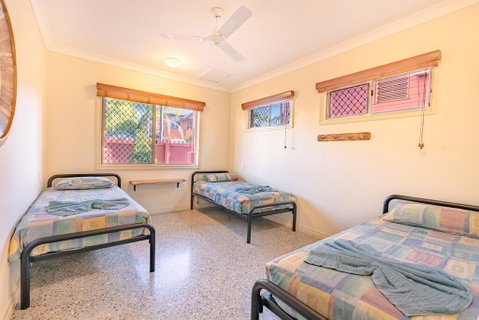 Travellers Oasis - Accommodation Cooktown 2