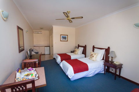 Tree Top Walk Motel - Accommodation Cooktown 2