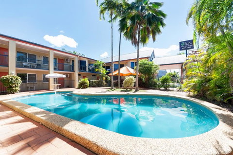 Tropical Queenslander - Accommodation Cooktown 0
