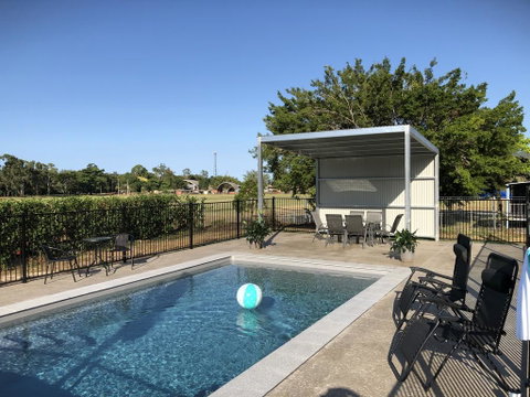 Tropical Retreat - Accommodation Cooktown 2
