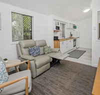 Tropical on McKenzie MK1 - Accommodation Cooktown