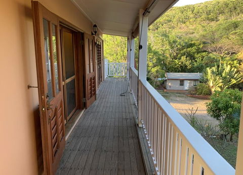 Tropical Styling - Accommodation Cooktown 2