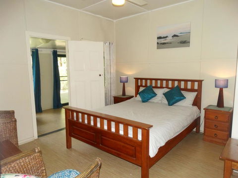 Tuckers Rocks Cottage - Accommodation Cooktown 2
