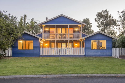 Ultramarine - Accommodation Cooktown 0