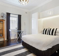 Unbeatably located Art Deco Surry Hills studio - Accommodation Cooktown
