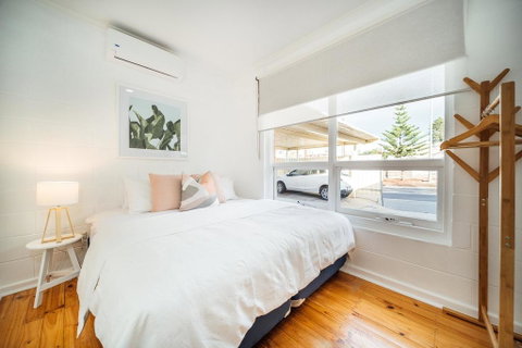 Urban Beach Shack-Metres From The Beach & Cafes - Accommodation Cooktown 2