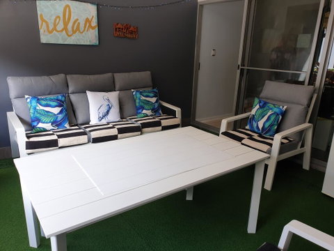 Venetian Canal Apartment-Close To Beaches And Marina - Accommodation Cooktown 3
