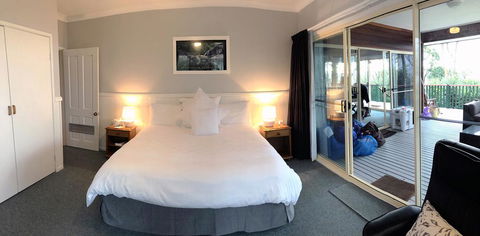 Valley View Luxury Retreat - Accommodation Cooktown 2
