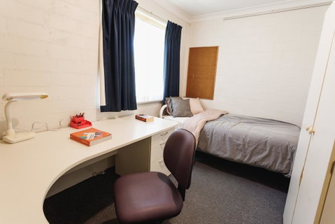 Vickery House 8 Bedroom Flat - Accommodation Cooktown 1
