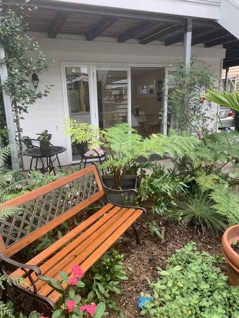 Victoria 53 - Accommodation Cooktown 2