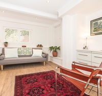 Vibrant Oversized Studio in Leafy Balgowlah - Accommodation Cooktown