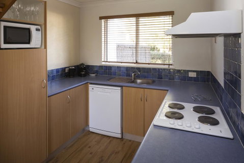 Villa 5 Whitesands - Accommodation Cooktown 2