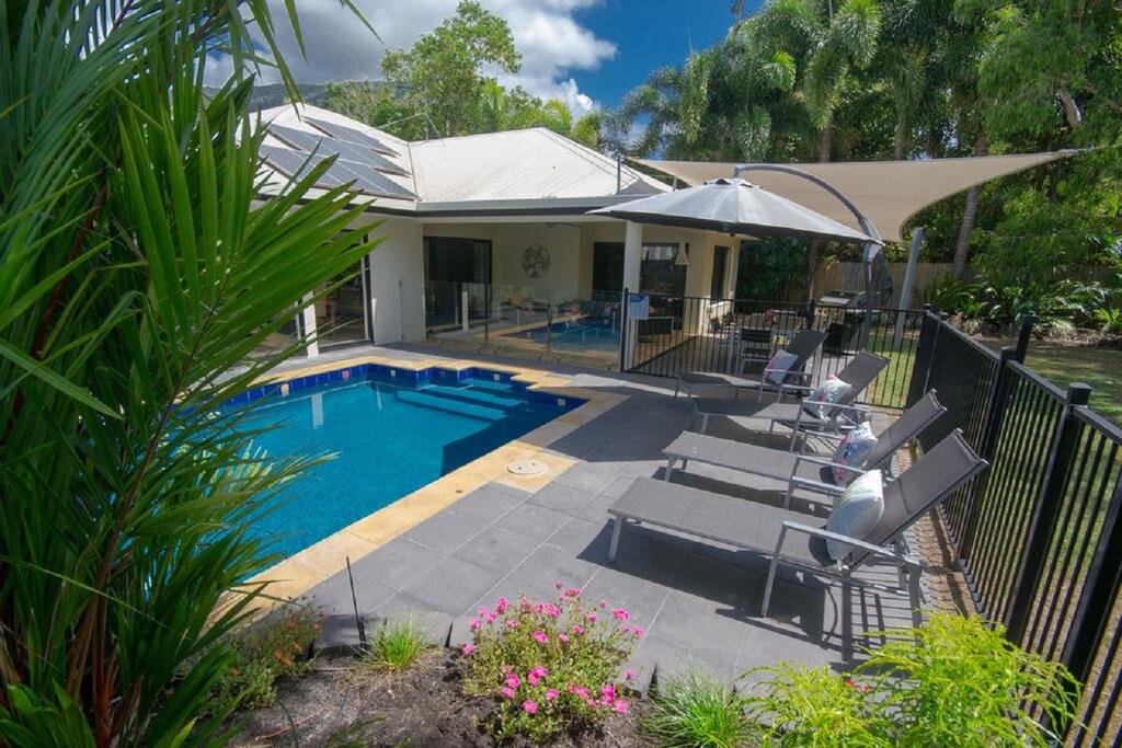 Palm Cove QLD Accommodation Cooktown