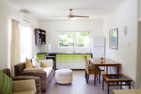 Villa Marine Holiday Apartments Cairns - Accommodation Cooktown 2