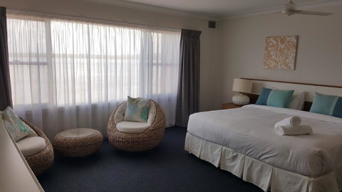 Villa Riviera On River Front - Accommodation Cooktown 2