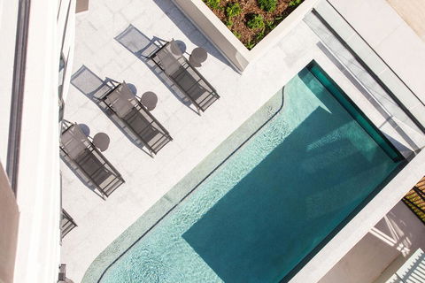 Vue Broadbeach - Accommodation Cooktown 0