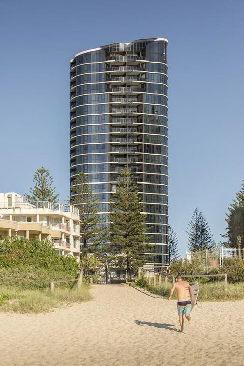 Vue Broadbeach - Accommodation Cooktown 3