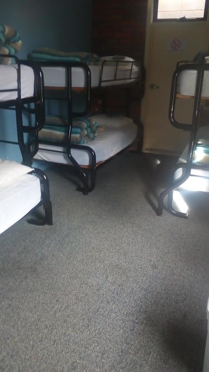 Warrnambool Beach Backpackers - Accommodation Cooktown 3