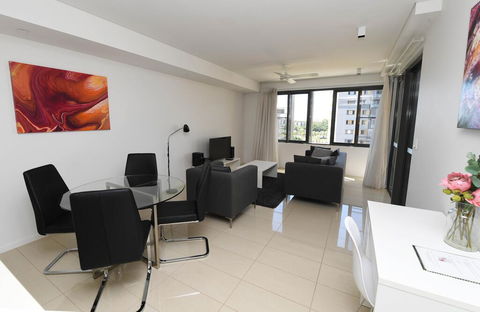 WATERFRONT DARWIN TROPICAL DELIGHT - Accommodation Cooktown 1