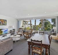 Waterfront resort living with space for the family - Accommodation Cooktown