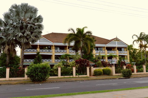 Waterfront Terraces - Accommodation Cooktown 0