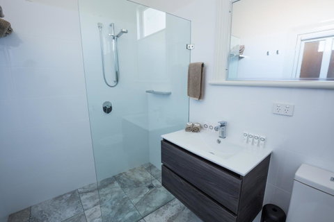 The Riversleigh - Accommodation Cooktown 30