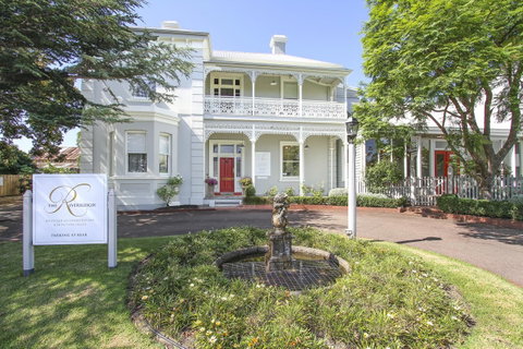 The Riversleigh - Accommodation Cooktown 9