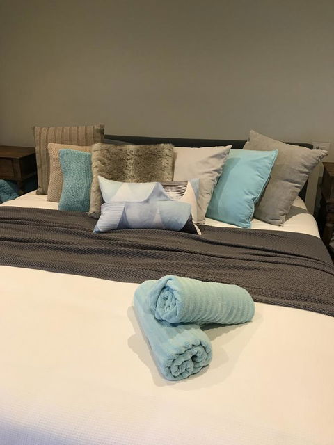 Lorne Sea View Terrace House - Accommodation Cooktown 41