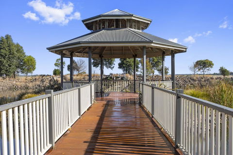 Quality Hotel Point Cook - Accommodation Cooktown 4
