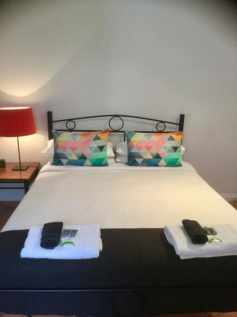 At The Beach Apartments - Accommodation Cooktown 11