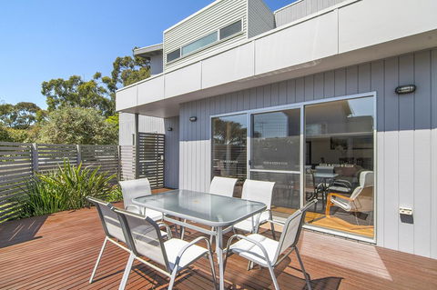 Bask At The Glade - Rejuvenate Stays - Accommodation Cooktown 15