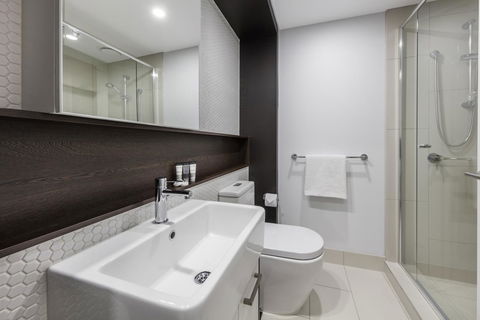 Apartments @ 57 City - Accommodation Cooktown 13