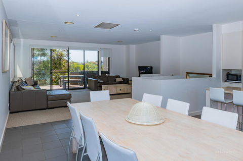 1 Sunset Place - Accommodation Cooktown 2