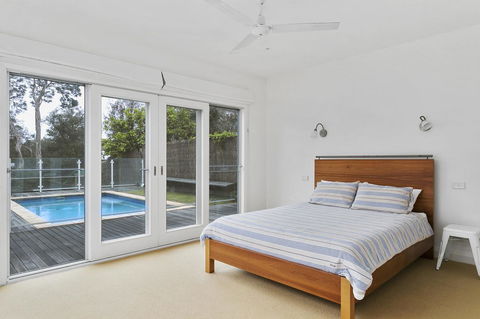 Perfect Blairgowrie Beach House - Accommodation Cooktown 12