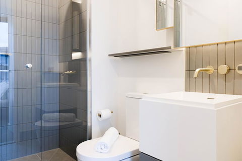 Deluxe Sea Views Apartment - Accommodation Cooktown 13