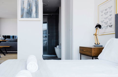 Deluxe Sea Views Apartment - Accommodation Cooktown 16